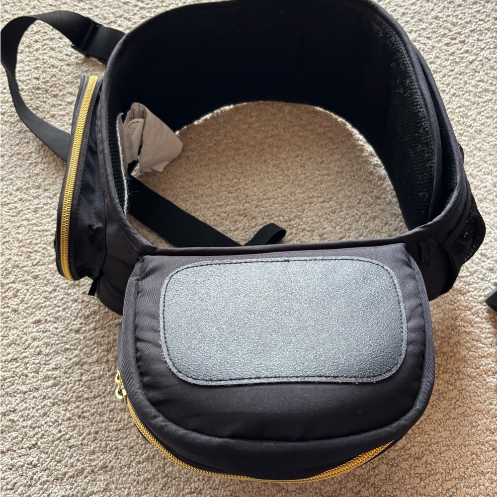 TushBaby Strapless Baby Hipseat - Picture 3 of 5